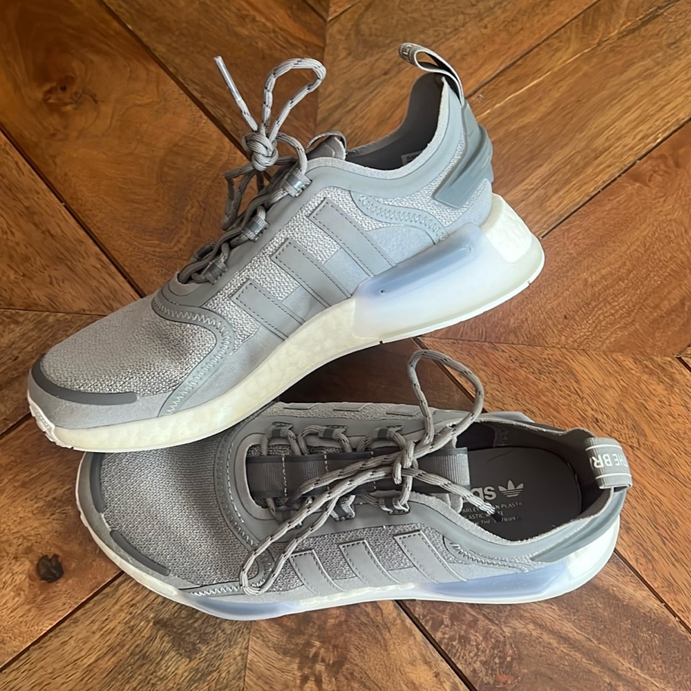 ADIDAS Nmd R1 V3 Parley